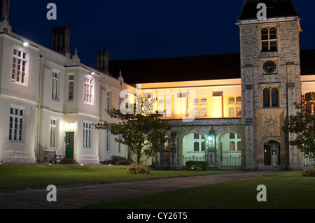 Alleyn Almshouses and Christ`s Chapel, Dulwich Village, London, UK Stock Photo